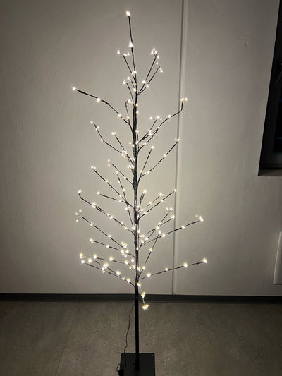 Conzept Christmas - Trådträd 240 LED H120 cm med IP44 adapter